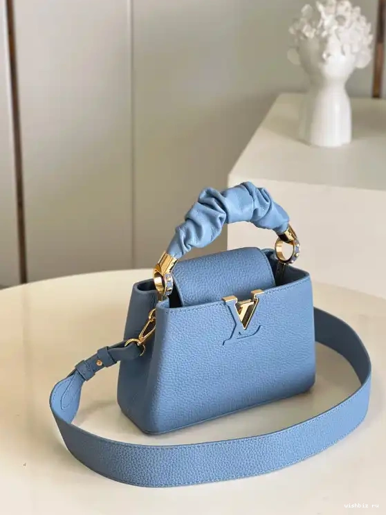 WIS CAPUCINES MINI LOUIS VUITTON 0706